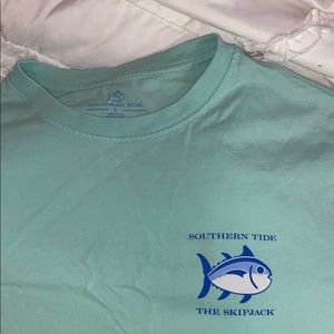 Southern tide t shirt